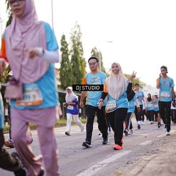 Runner Photo 8374909