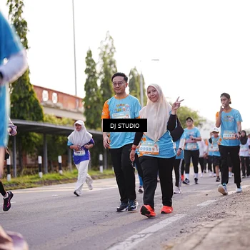 Runner Photo 8374917