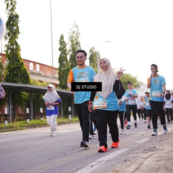 Runner Photo 8374918