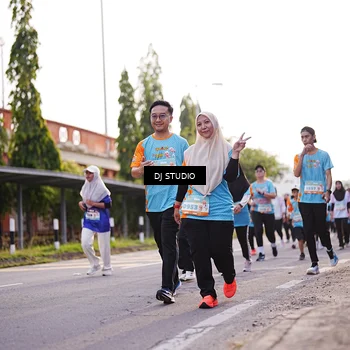 Runner Photo 8374919