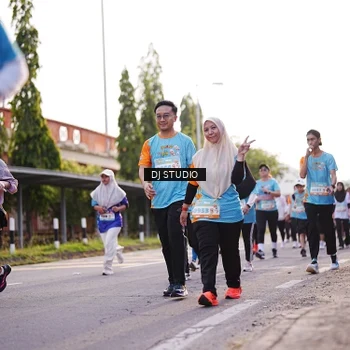 Runner Photo 8374920