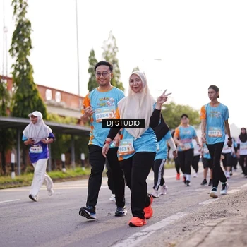Runner Photo 8374931