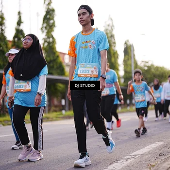 Runner Photo 8374942