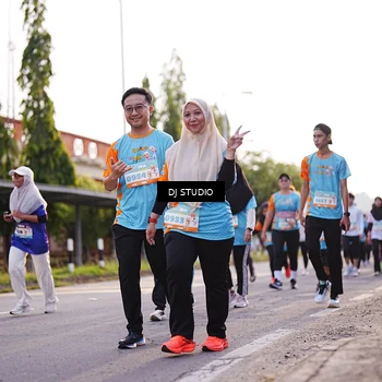 Runner Photo 8374944