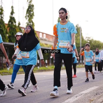 Runner Photo 8374960