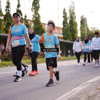 Runner Photo 8374966
