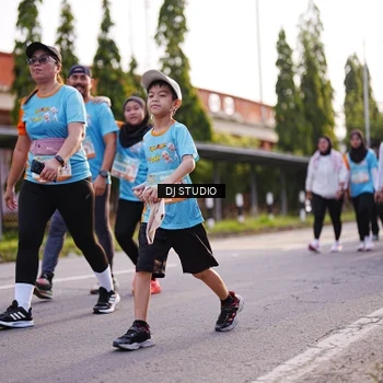 Runner Photo 8374972