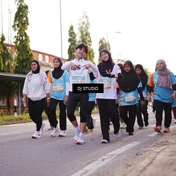 Runner Photo 8374979