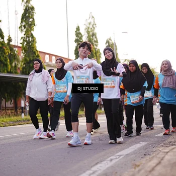 Runner Photo 8374981