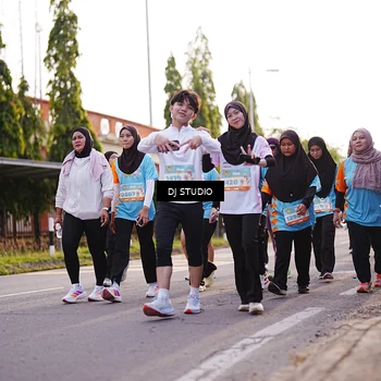 Runner Photo 8374982