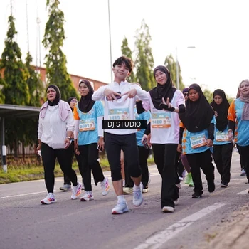 Runner Photo 8374987