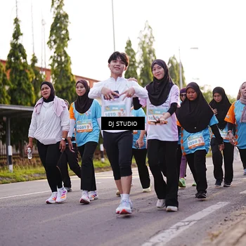 Runner Photo 8374992