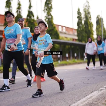 Runner Photo 8374993
