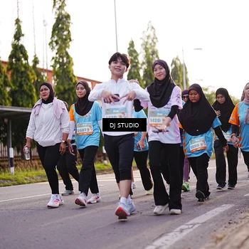Runner Photo 8374994