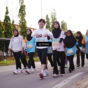 Runner Photo 8374998