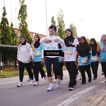 Runner Photo 8375005