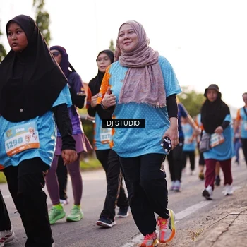 Runner Photo 8375031