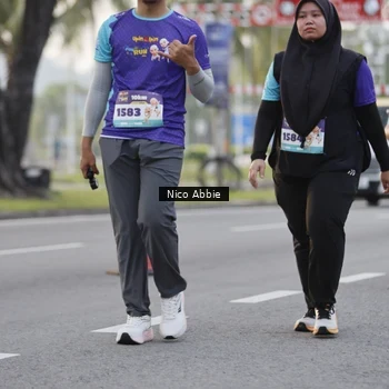Runner Photo 8375203