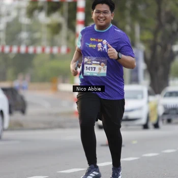 Runner Photo 8375236