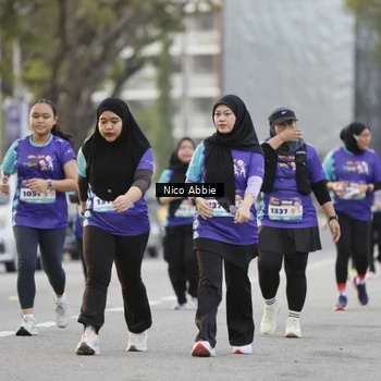 Runner Photo 8375247