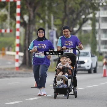 Runner Photo 8375500