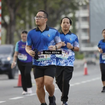 Runner Photo 8375559