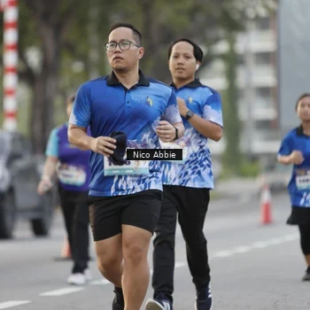 Runner Photo 8375565