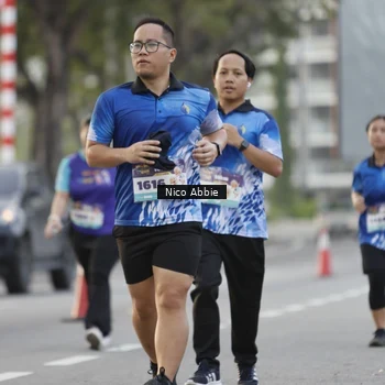 Runner Photo 8375566