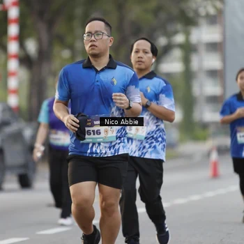 Runner Photo 8375568