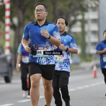Runner Photo 8375572