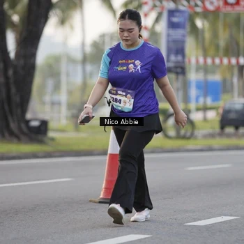 Runner Photo 8375586