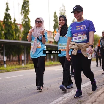 Runner Photo 8375714