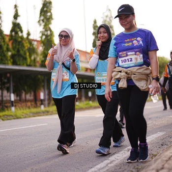 Runner Photo 8375719