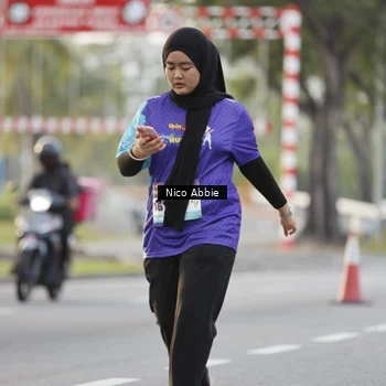 Runner Photo 8375747