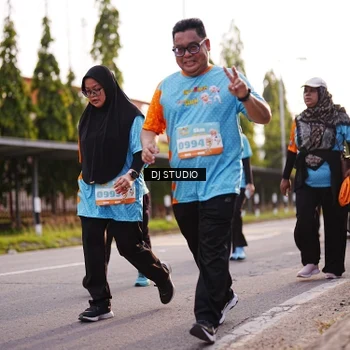 Runner Photo 8375764