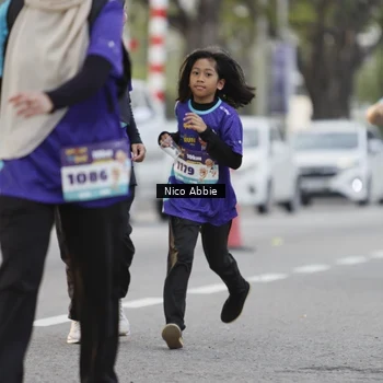 Runner Photo 8375785