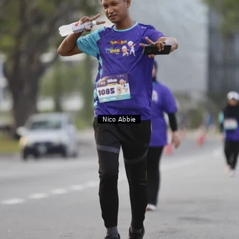 Runner Photo 8375851