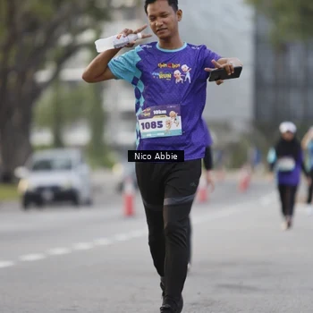 Runner Photo 8375852