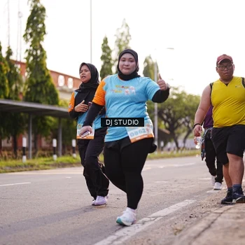 Runner Photo 8376036