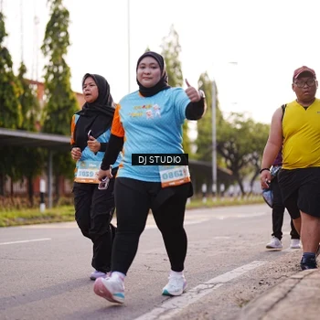 Runner Photo 8376063