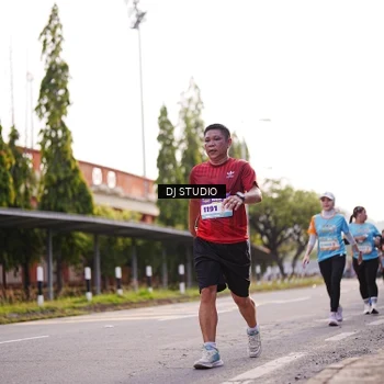 Runner Photo 8376148