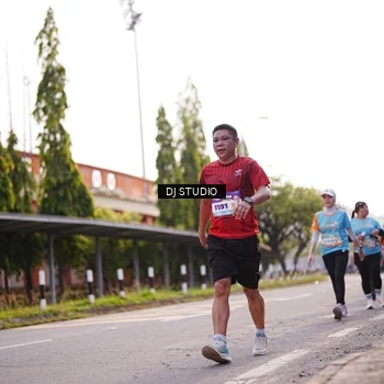 Runner Photo 8376150