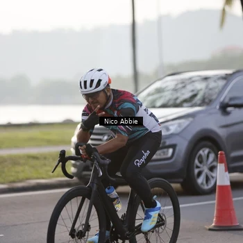 Runner Photo 8376291