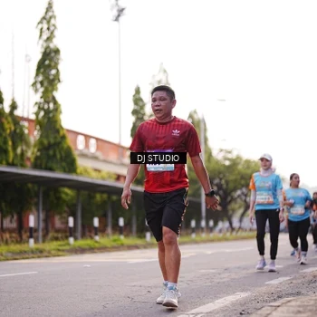 Runner Photo 8376330