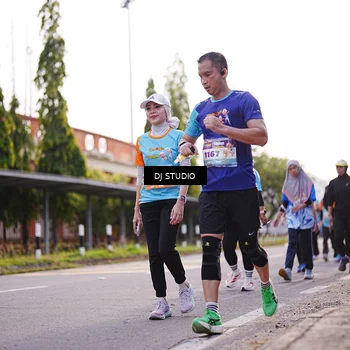 Runner Photo 8376389