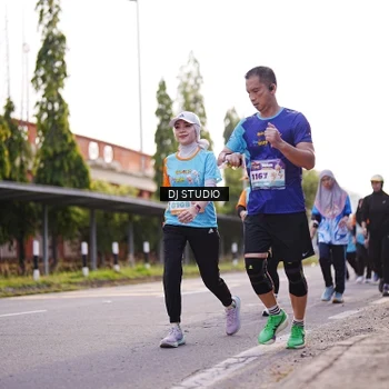 Runner Photo 8376390