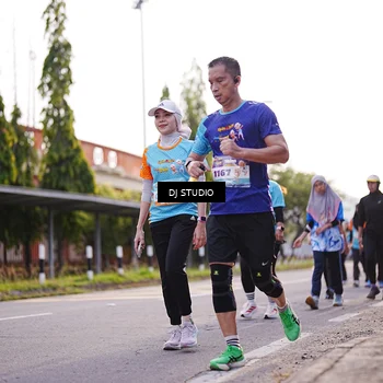 Runner Photo 8376394