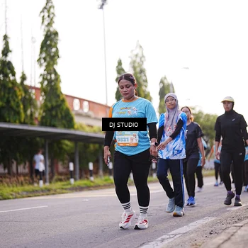 Runner Photo 8376439