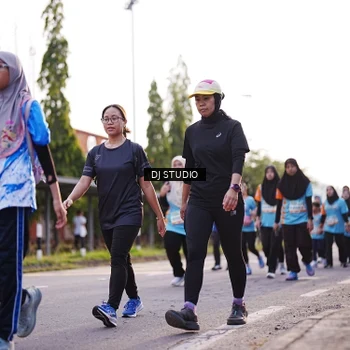 Runner Photo 8376461