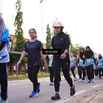 Runner Photo 8376464